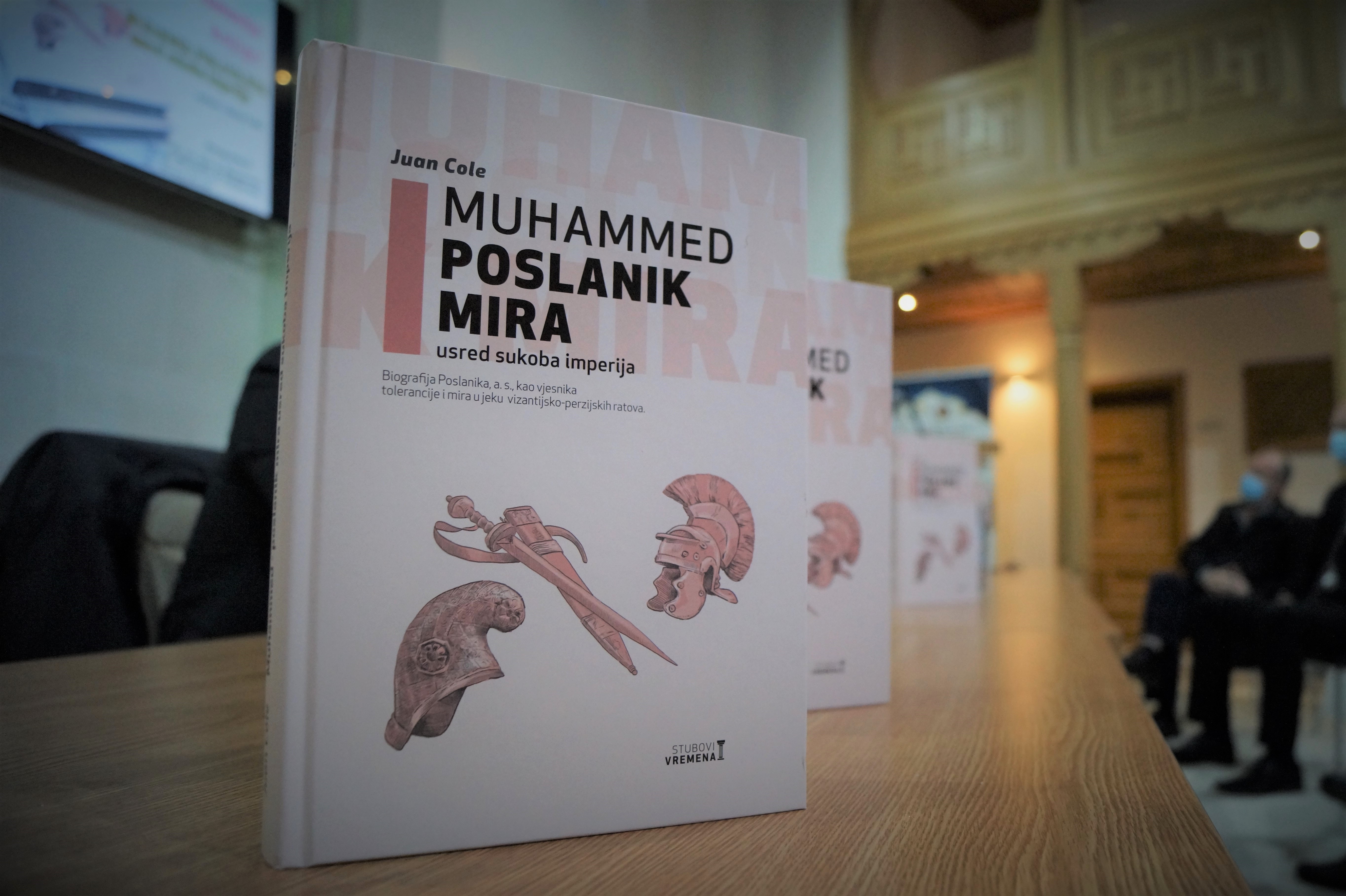 U Tešnju promovirana knjiga “Muhammed – Poslanik mira usred sukoba imperija”