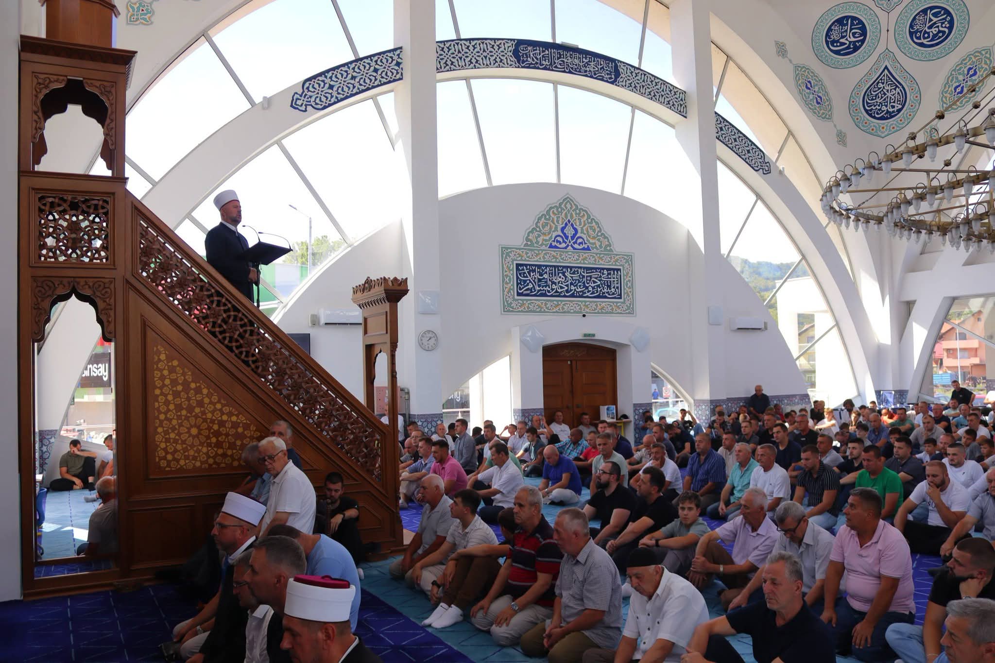 Muftija Dizdarević održao hutbu u Vali Receb Yazıcıoğlu džamiji u Maglaju