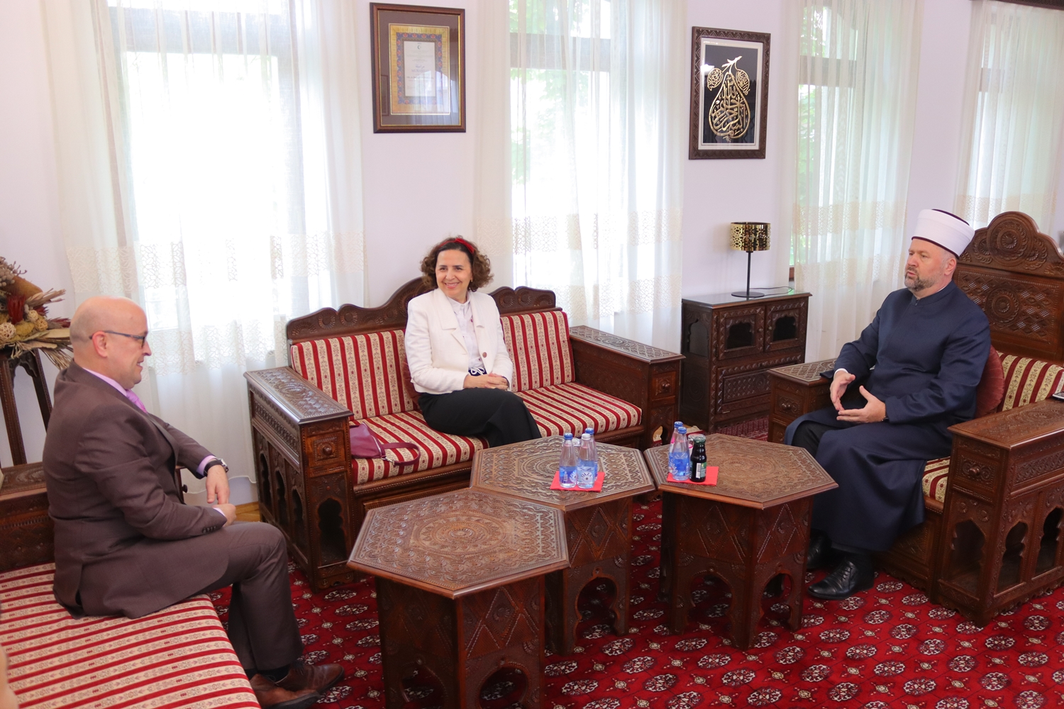 Prof. dr. Izet Pehlić i prof. dr. Almira Isić-Imamović na ”Kahvi sa muftijom”