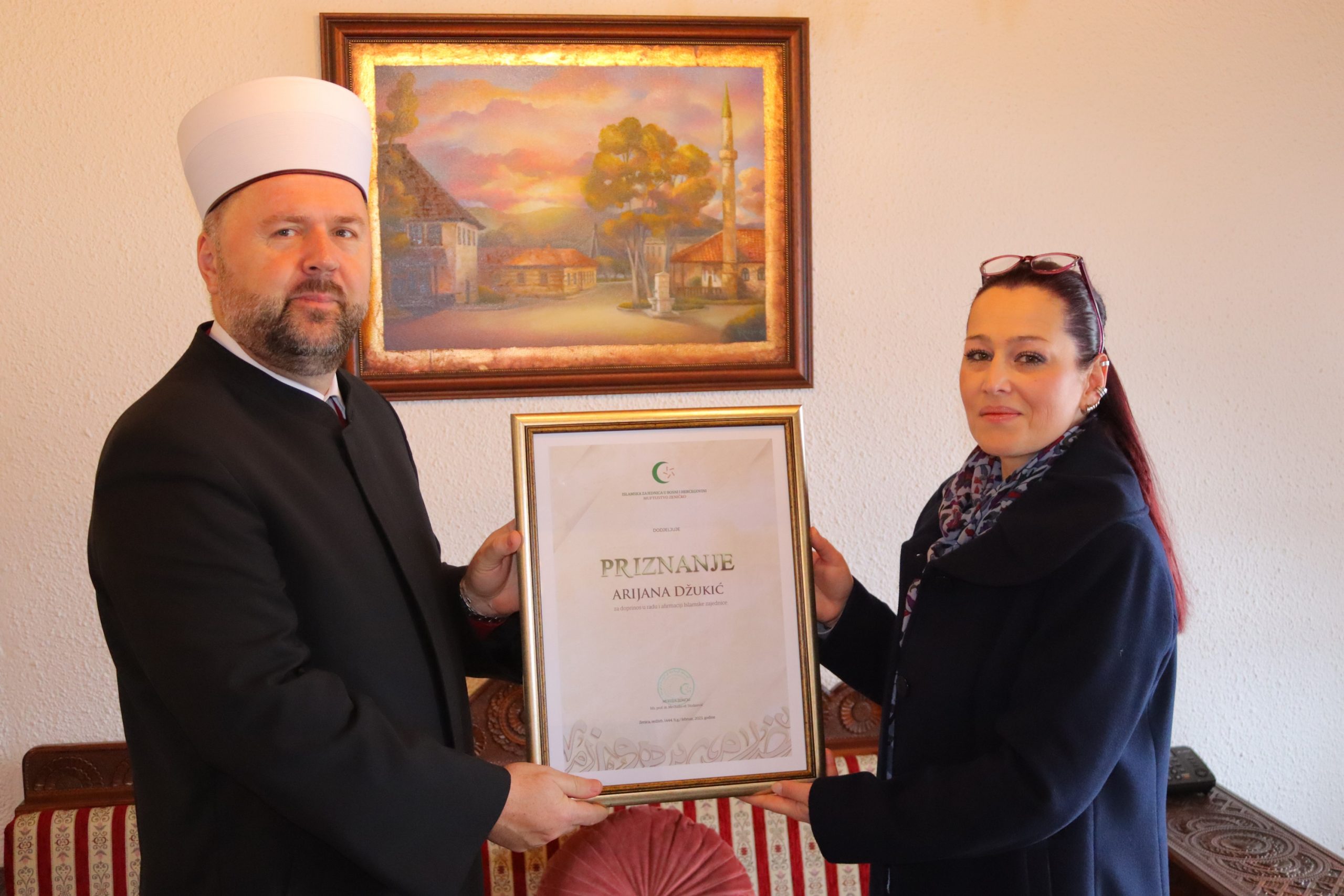 Priznanje za doprinos u radu i afirmaciji Islamske zajednice dodijeljeno Arijani Džukić