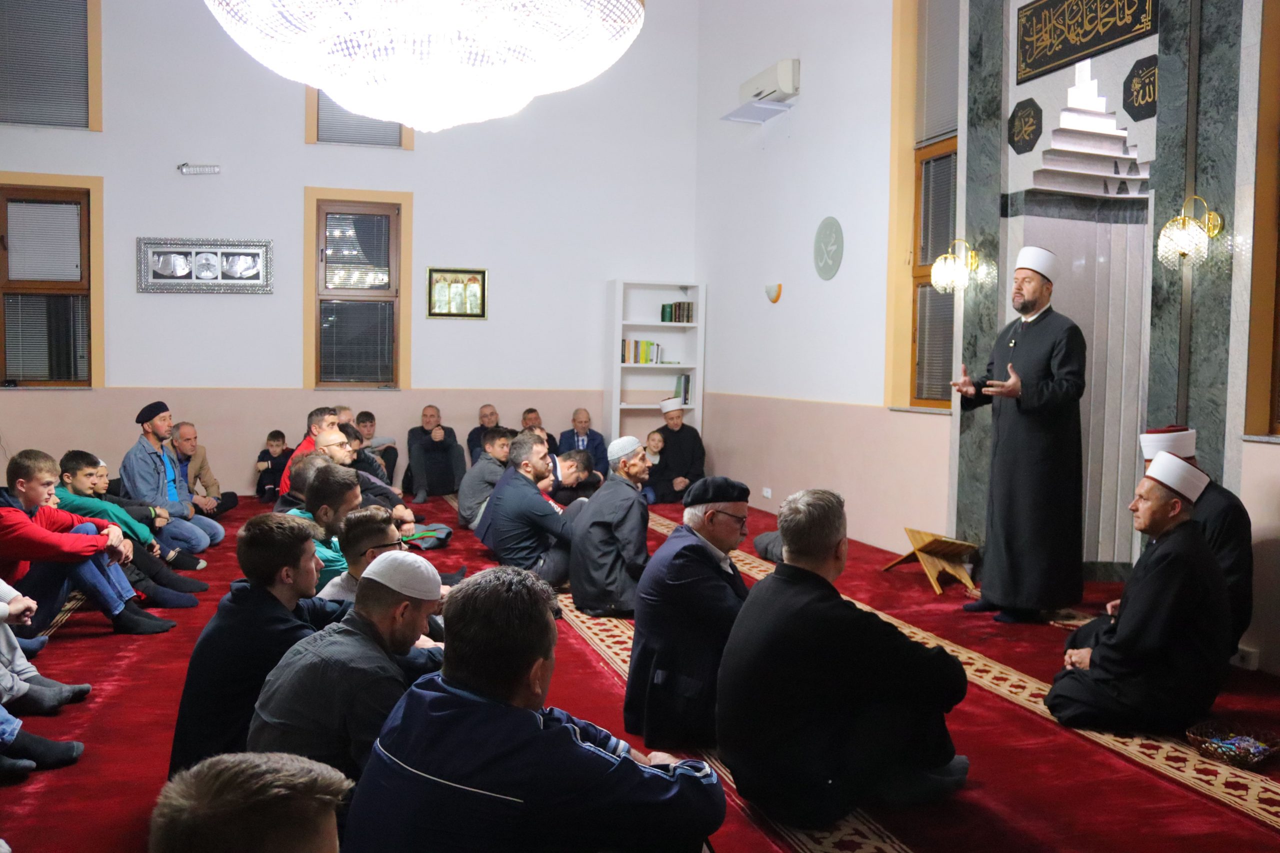 Muftija Dizdarević održao predavanje u džematu Kosova – Medžlis IZ Maglaj