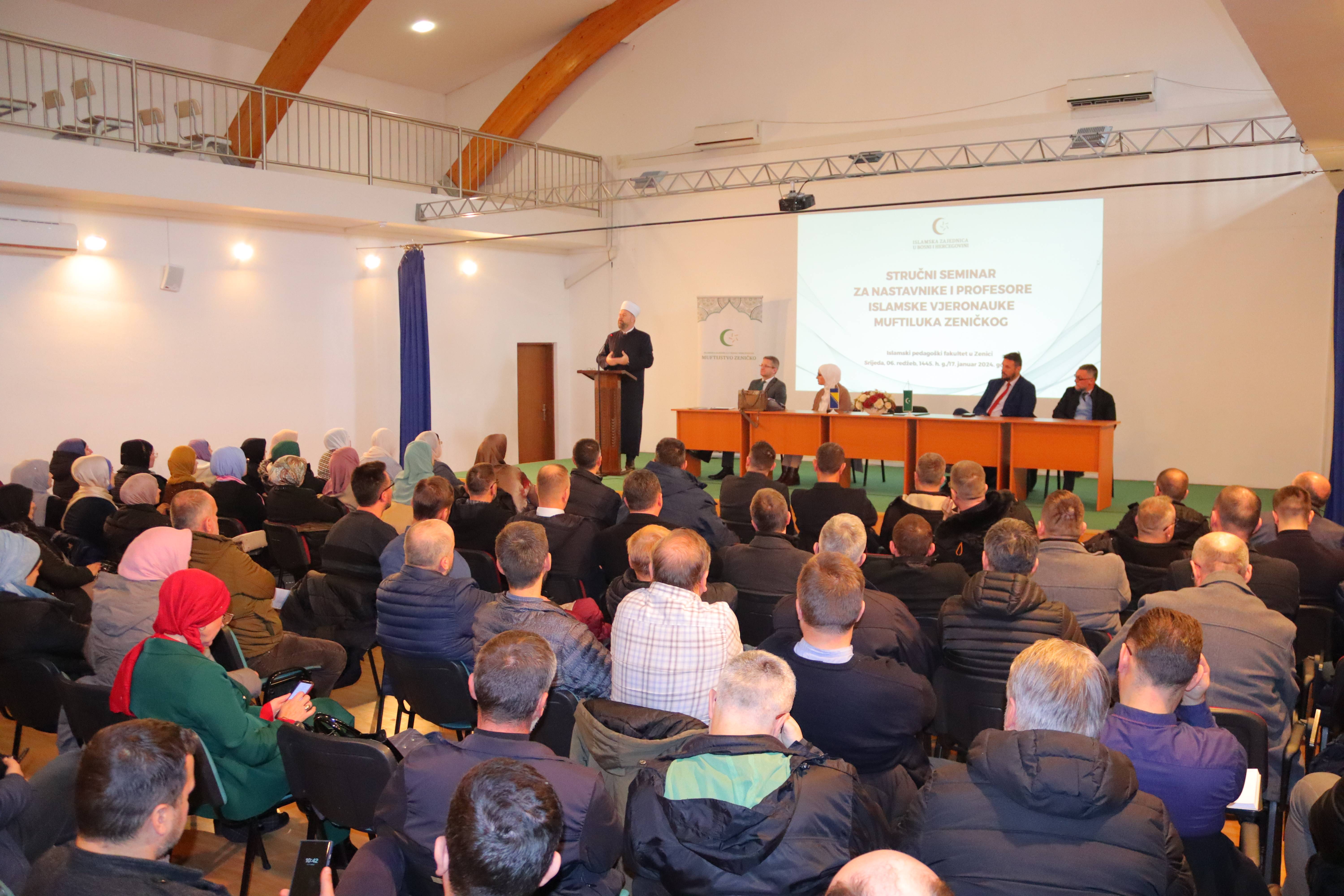 U Zenici održan seminar za vjeroučitelje sa područja Muftiluka zeničkog