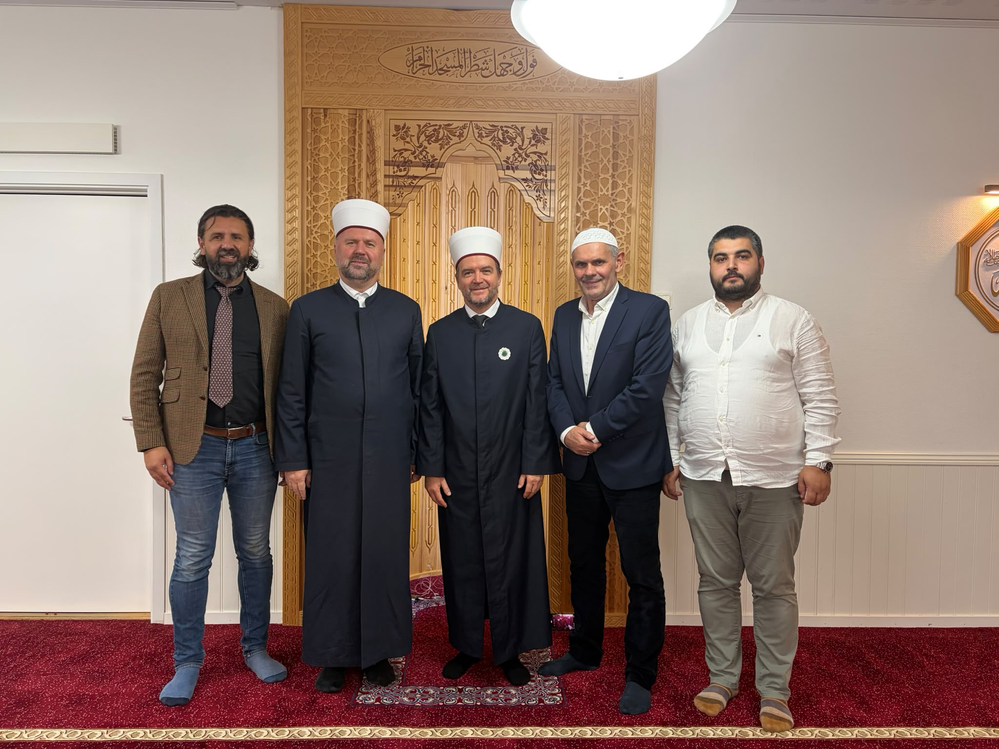 Muftija Dizdarević posjetio Islamsku zajednicu Bošnjaka u Švedskoj
